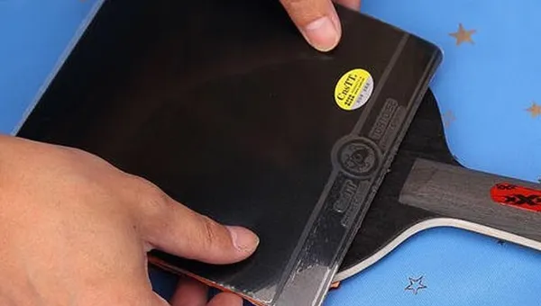How To Glue The Rubber On A Table Tennis Blade