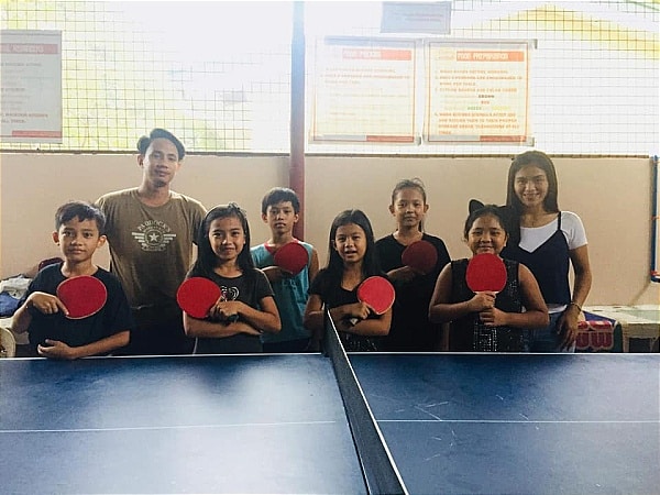 junior ping pong players
